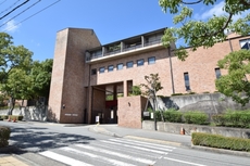 神戸松蔭大学