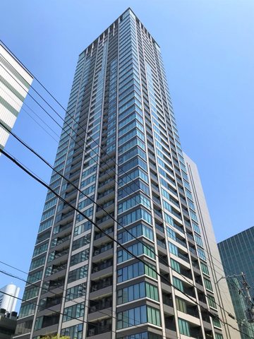 2013年10月竣工。地上39階建てのマンション
